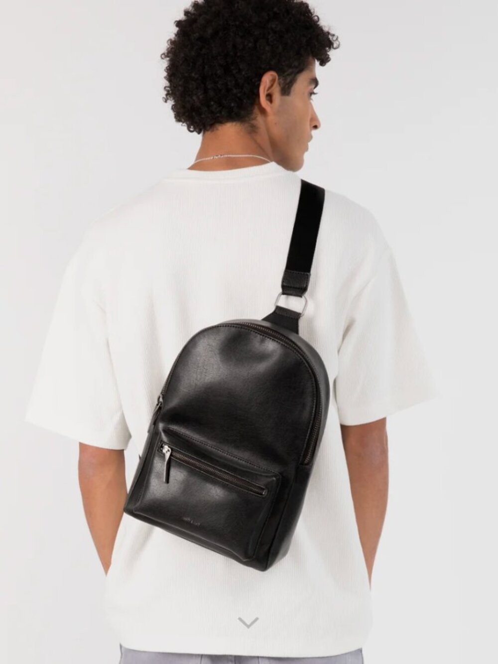 Matt & Nat VOAS Vegan Sling Bag - black